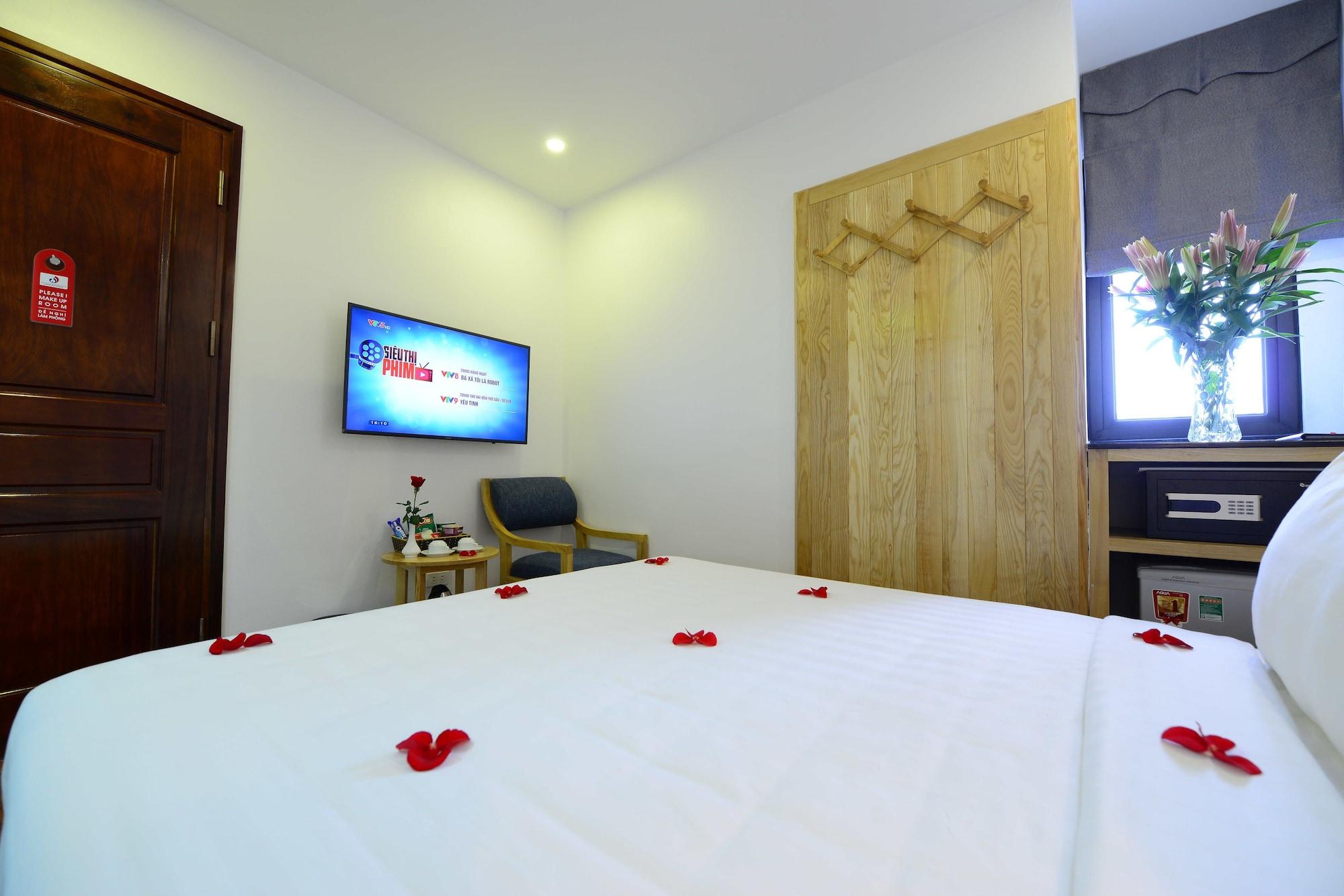 Blue Hanoi Inn Luxury Hotel Экстерьер фото