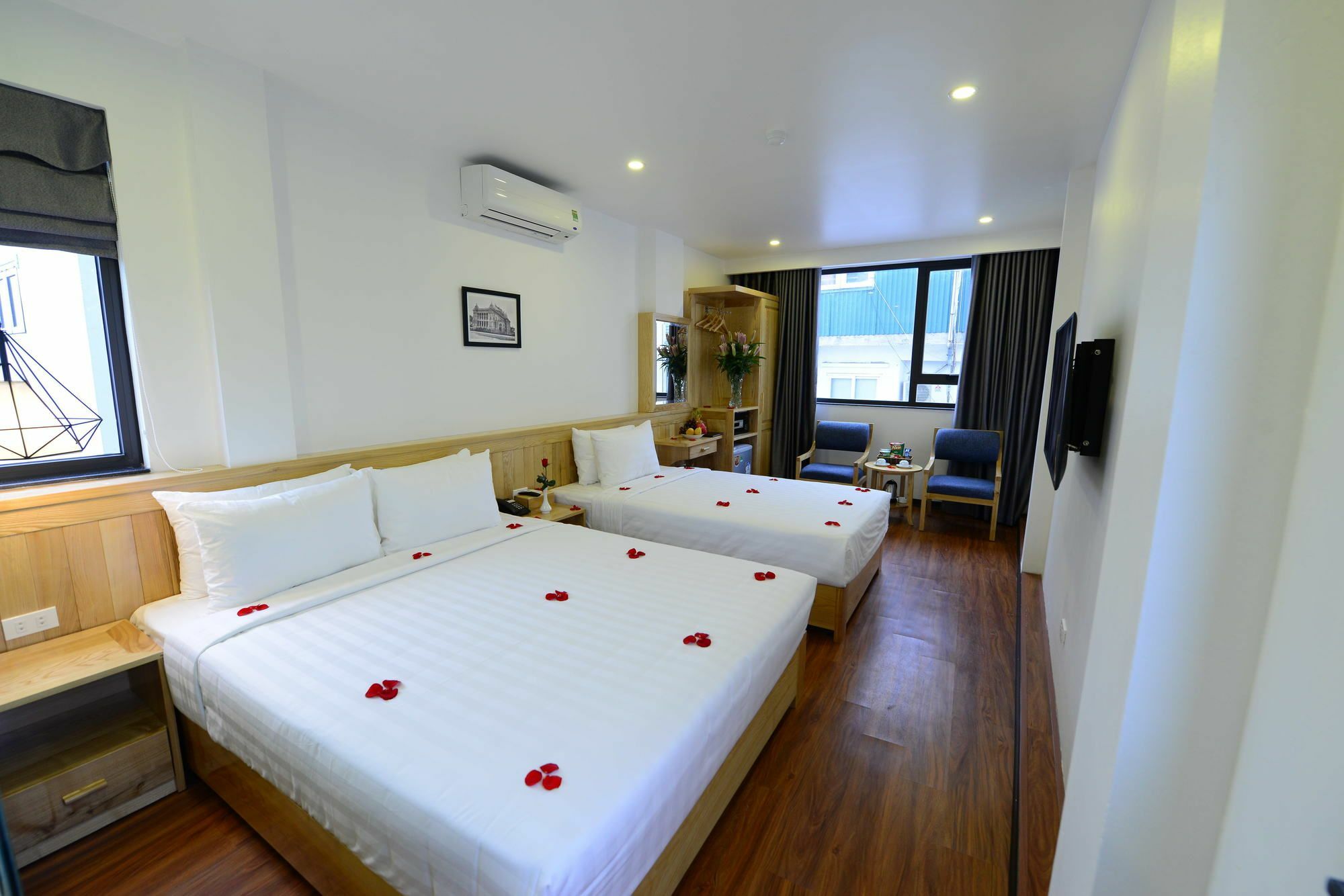 Blue Hanoi Inn Luxury Hotel Экстерьер фото