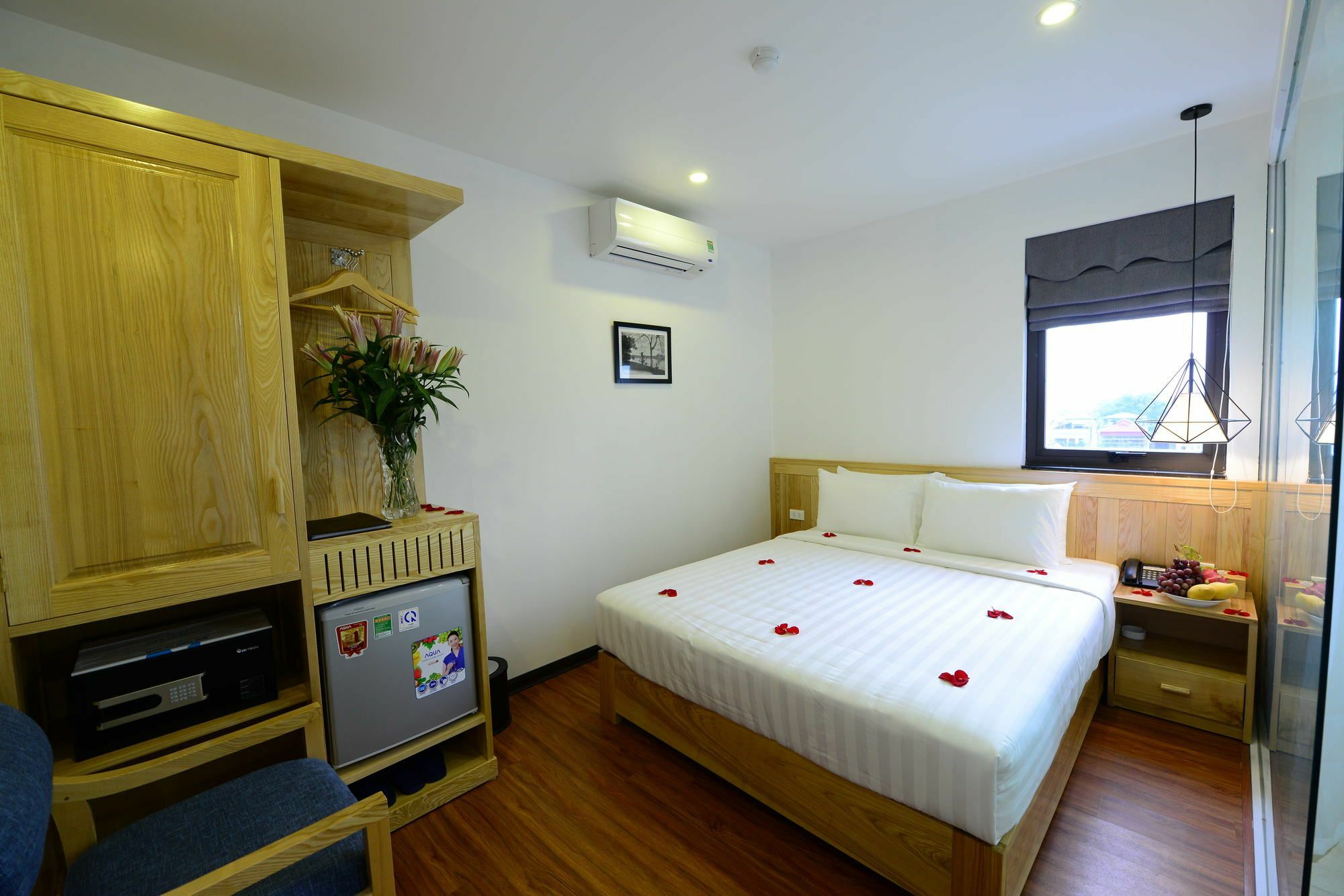 Blue Hanoi Inn Luxury Hotel Экстерьер фото