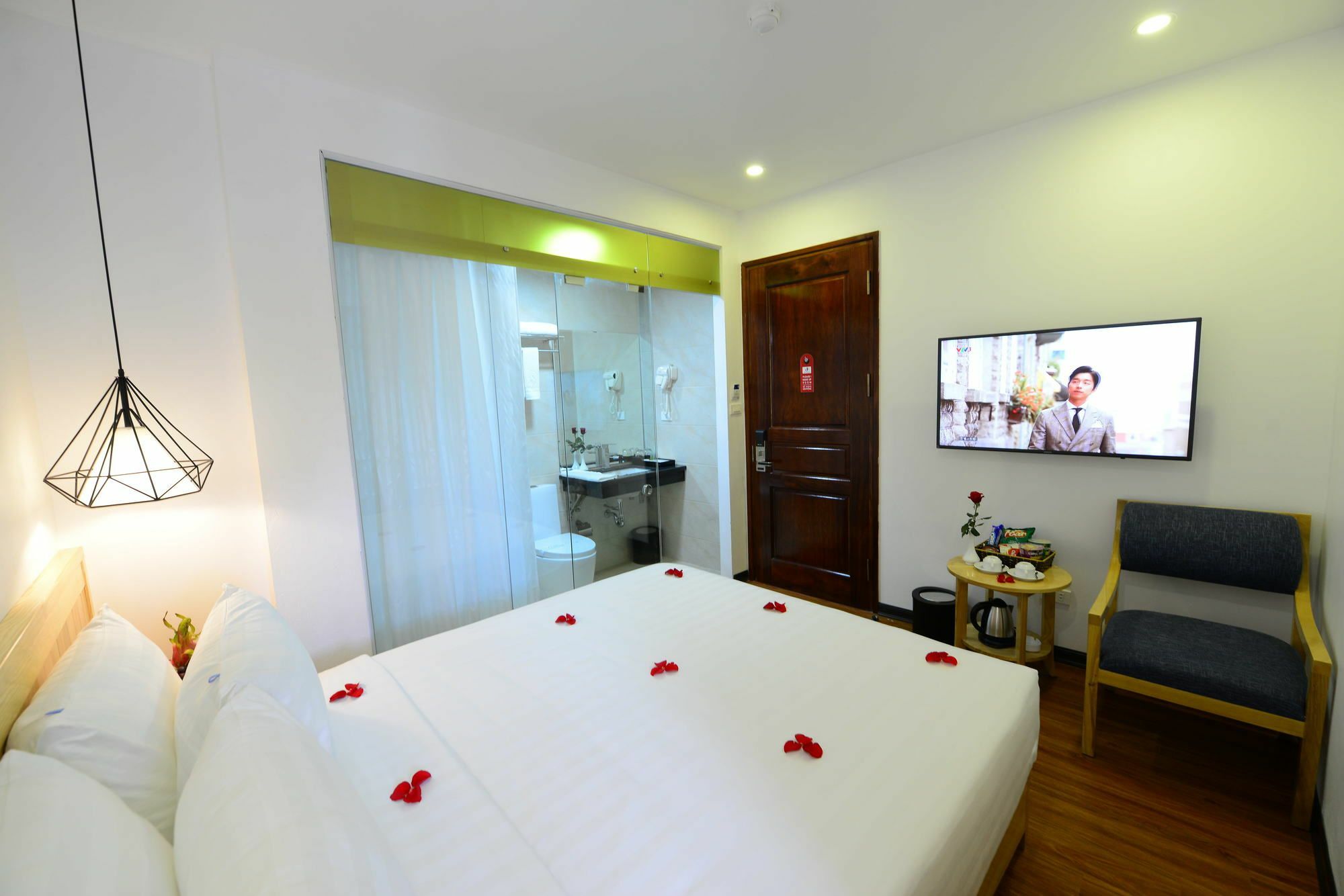 Blue Hanoi Inn Luxury Hotel Экстерьер фото